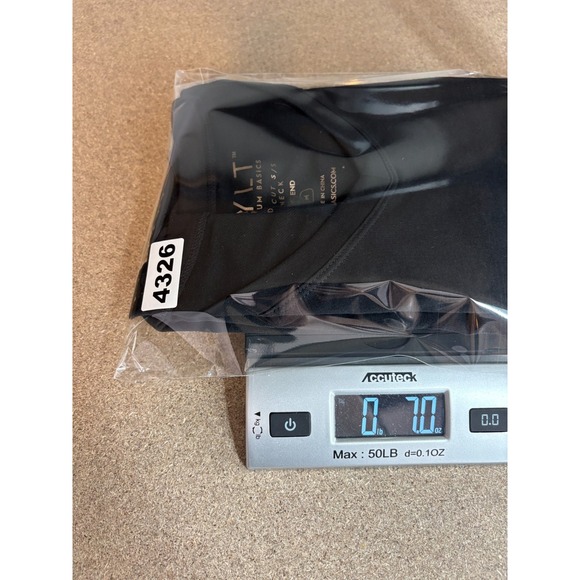 BYLT Premium Basics T-Shirt Mens M Black Lux Drop Cut V-Neck Athleisure - Picture 7 of 7